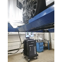 Cтенд сход-развал 3D, 2 камеры х5Мп, электр. лифт, захваты 12”-24”, компакт. антиблик.,Eqtree™, PL-V3D-Lift